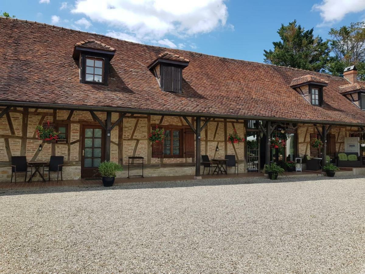 Le Venay Bed & Breakfast Frontenaud ภายนอก รูปภาพ